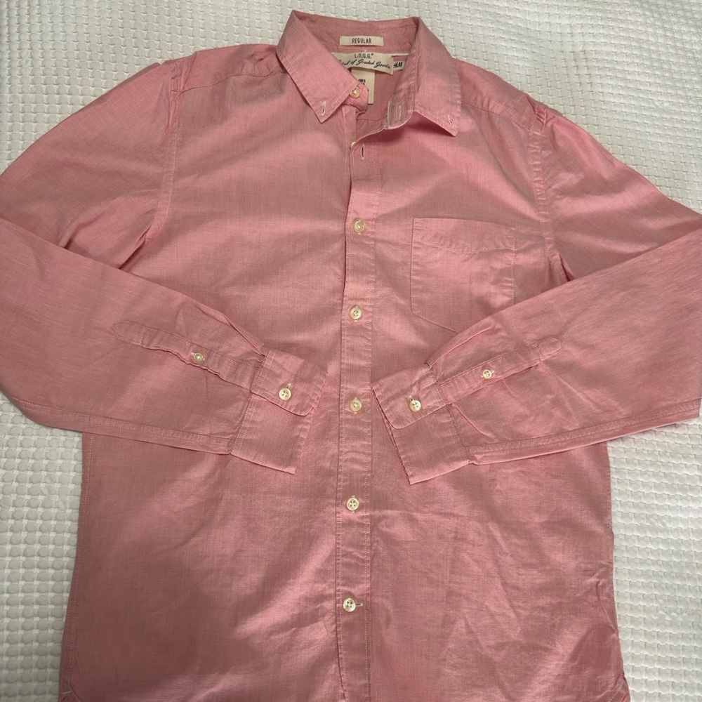H&M Mens regular Fit long sleeves.size small. Like new.